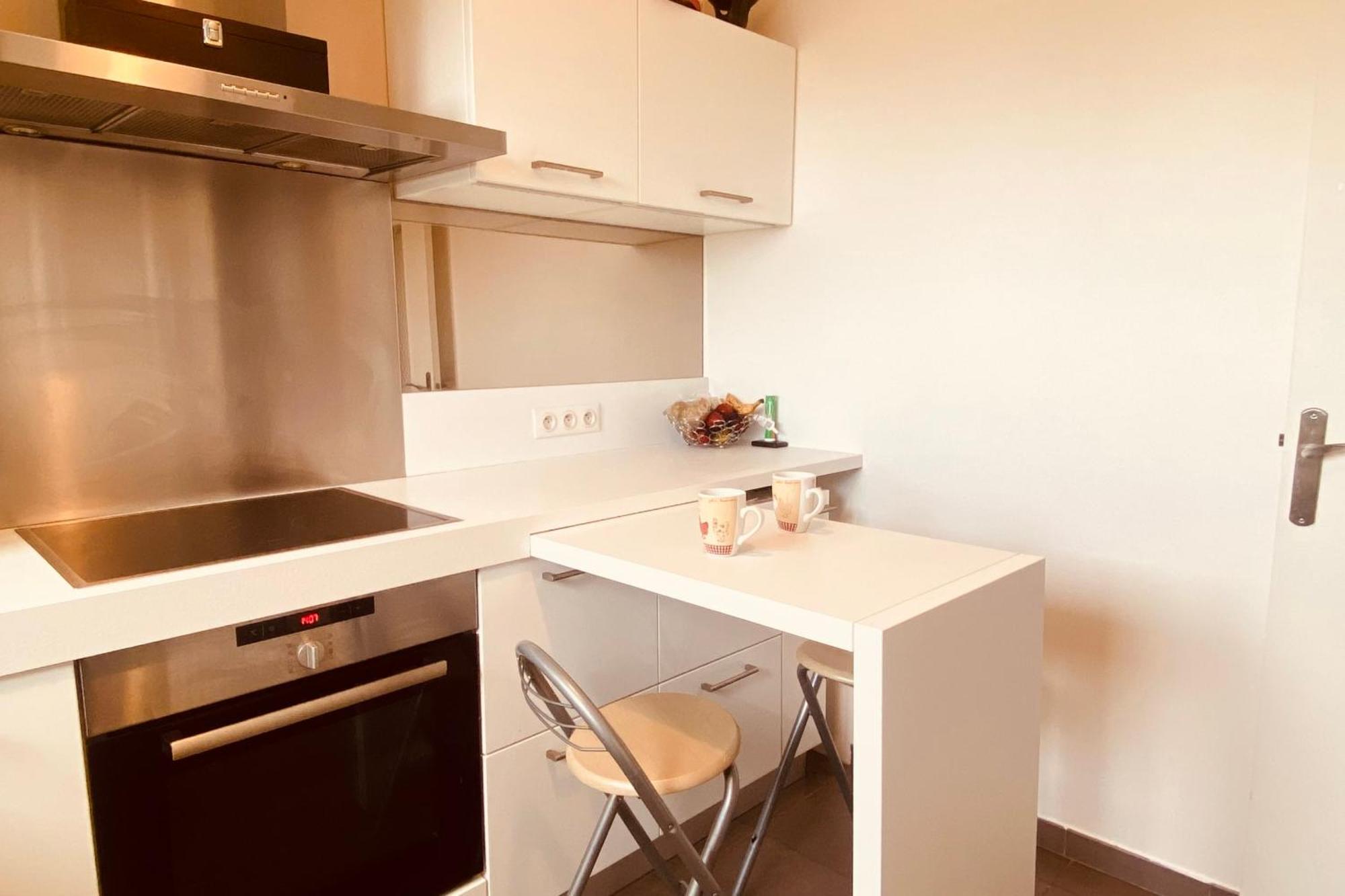 Bright And Unoverlooked Apartment